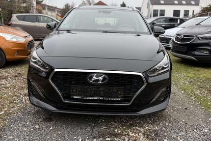 Hyundai i30 127.000 km 12.999 &euro; Mainz-Kastel 55252