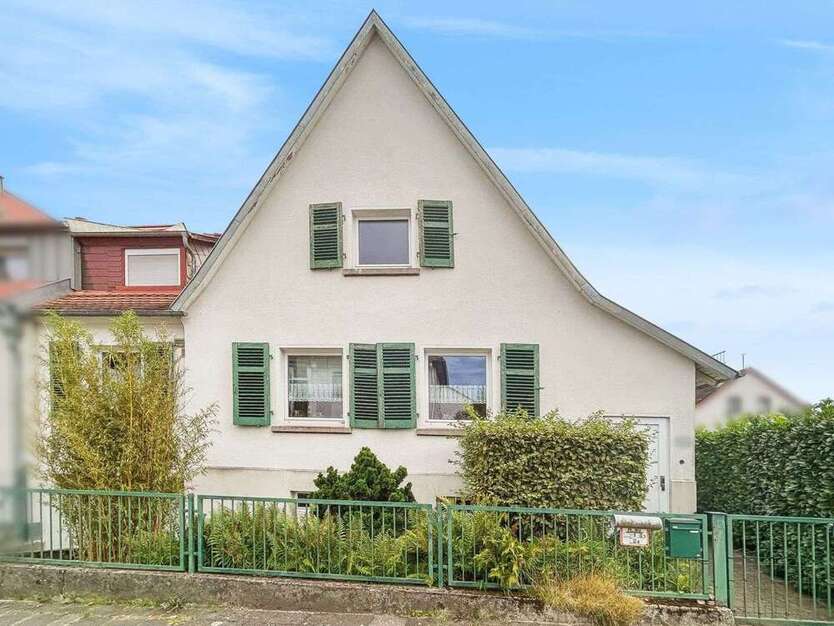 Haus zum Kaufen in Oberursel 849.000 € 135.87 m² 5 zimmer