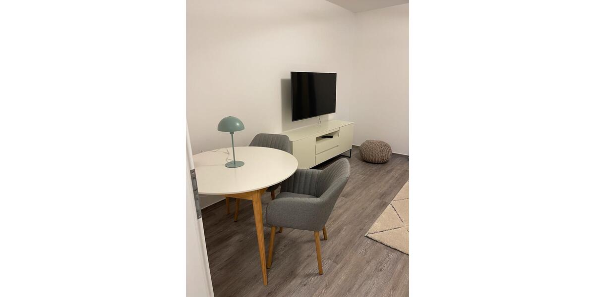 Etagenwohnung Wiesbaden Klarenthal - 2 Zimmer, 54 m&sup2;, 1.500&euro; | Angebot:25804444