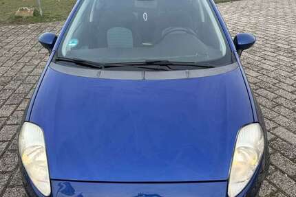 Fiat Grande Punto 131.700 km 2.149 &euro; budenheim 55257