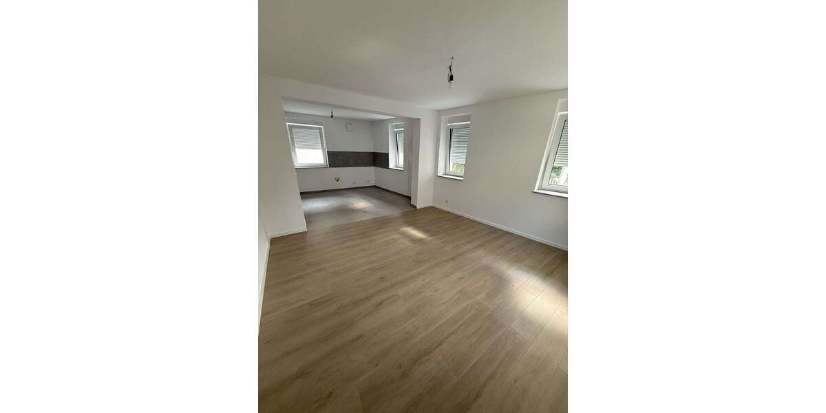 Etagenwohnung Bodenheim - 3.5 Zimmer, 76 m&sup2;, 1.140&euro; | Angebot:27164073