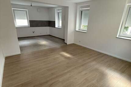 Wohnung Bodenheim - 3.5 Zimmer, 76 m&sup2;, 1.140&euro; | Angebot:27164073