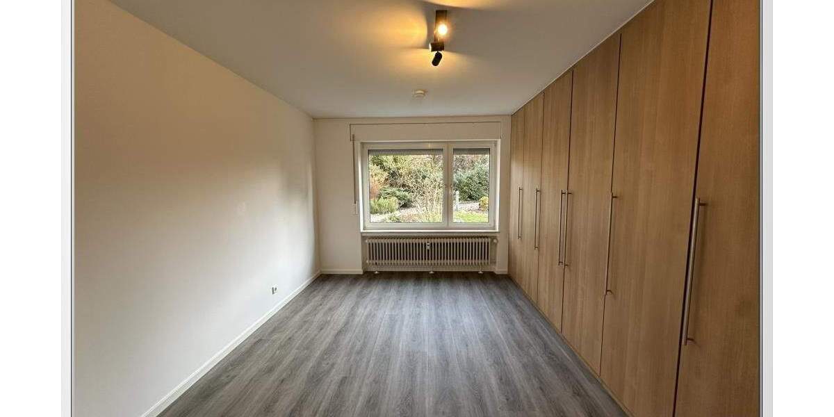 GROSSZÜGIGE und TOP GESCHNITTENE 4-Zimmerwohnung in sehr ruhiger Wohnlage 4 zimmer