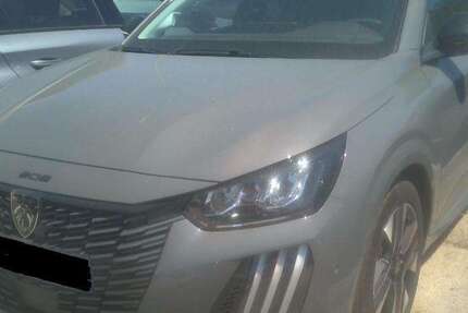 Peugeot 208 20.168 km 14.980 &euro; Rüsselsheim 65428