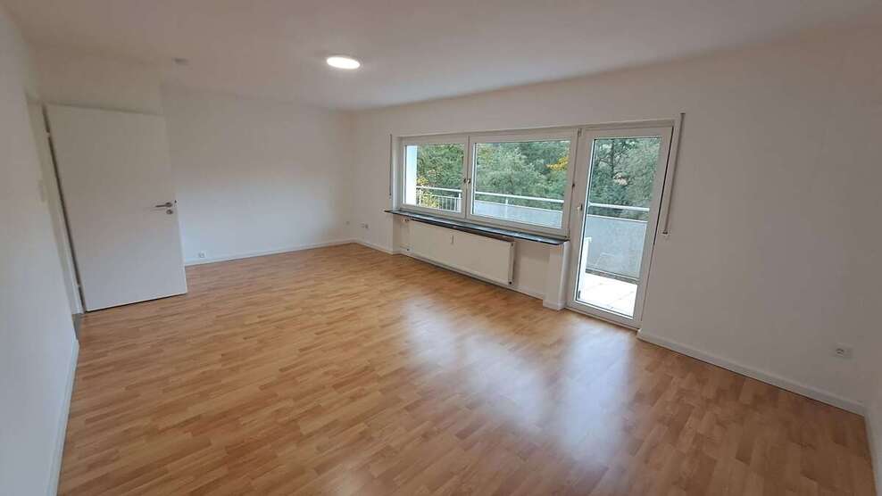 Wohnung zum Mieten in Wiesbaden- Medenbach 890 € 75 m² 3 zimmer