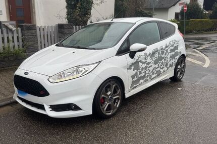 Ford Fiesta 120.700 km 9.000 &euro; Mainz 55130