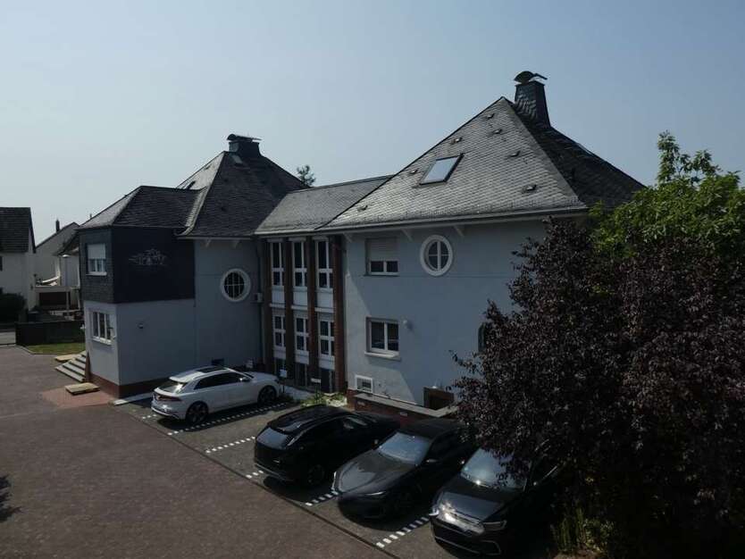 Büro in Rüsselsheim am Main 1.200.000 € 271 m² zimmer