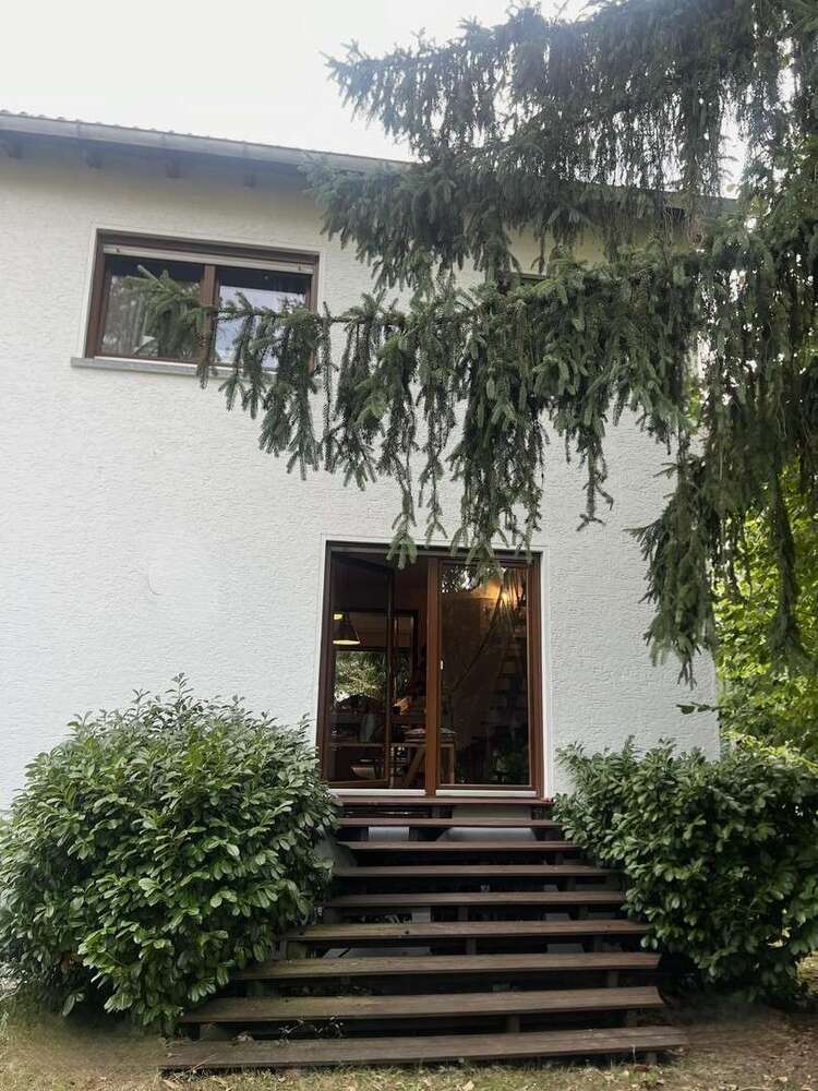 Haus zum Kaufen in Bergen-Enkheim 850.000 € 170 m²