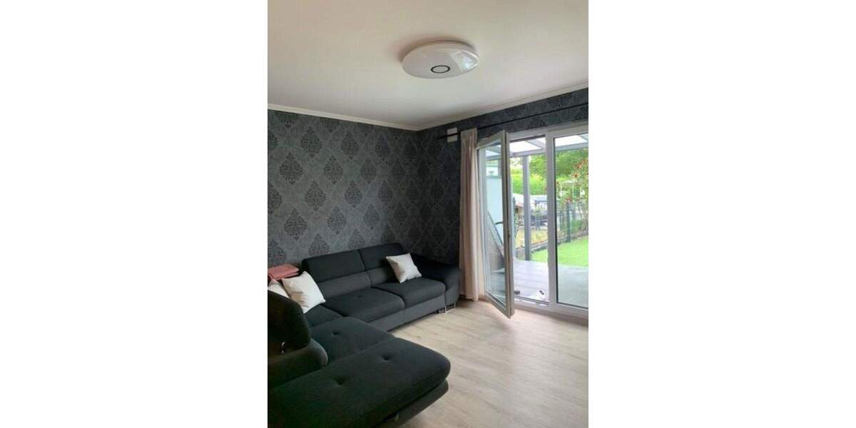 Reihenmittelhaus Frankfurt am Main Praunheim - 5 Zimmer, 120 m&sup2;, 3.000&euro; | Angebot:25108223