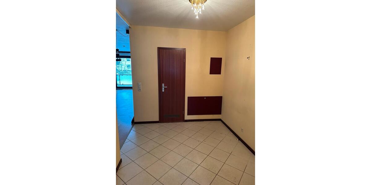 Hochparterre Niedernhausen - 4 Zimmer, 107 m&sup2;, 305.000&euro; | Angebot:26693637