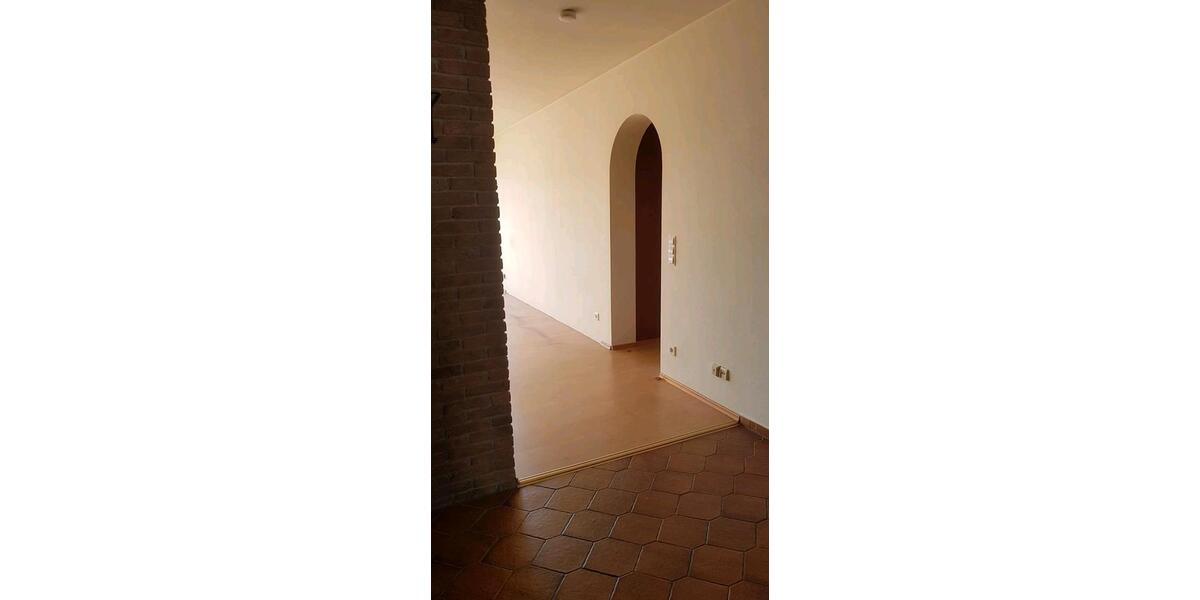 Etagenwohnung Niedernhausen - 4.5 Zimmer, 90 m&sup2;, 340.000&euro; | Angebot:27271675