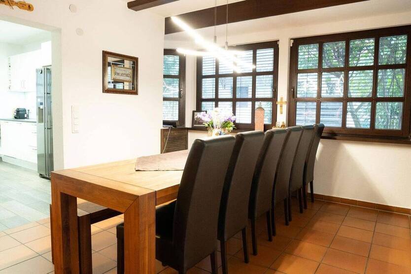 Charmantes Einfamilienhaus im Landhausstil in Toplage von Nauheim