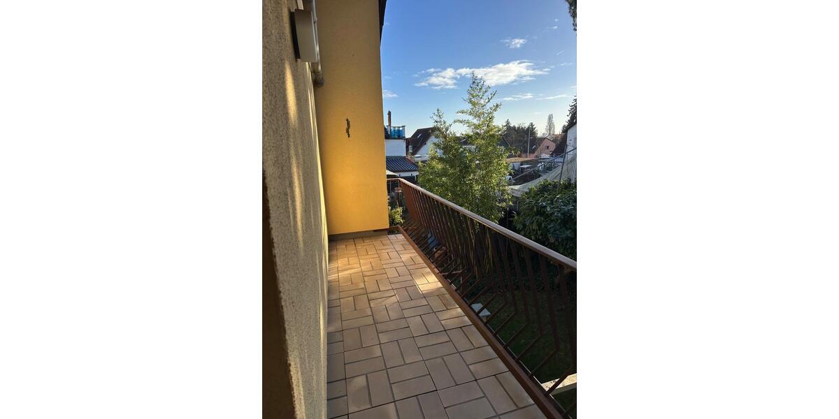 Etagenwohnung Mainz Mombach - 3.5 Zimmer, 98 m&sup2;, 1.350&euro; | Angebot:24660184
