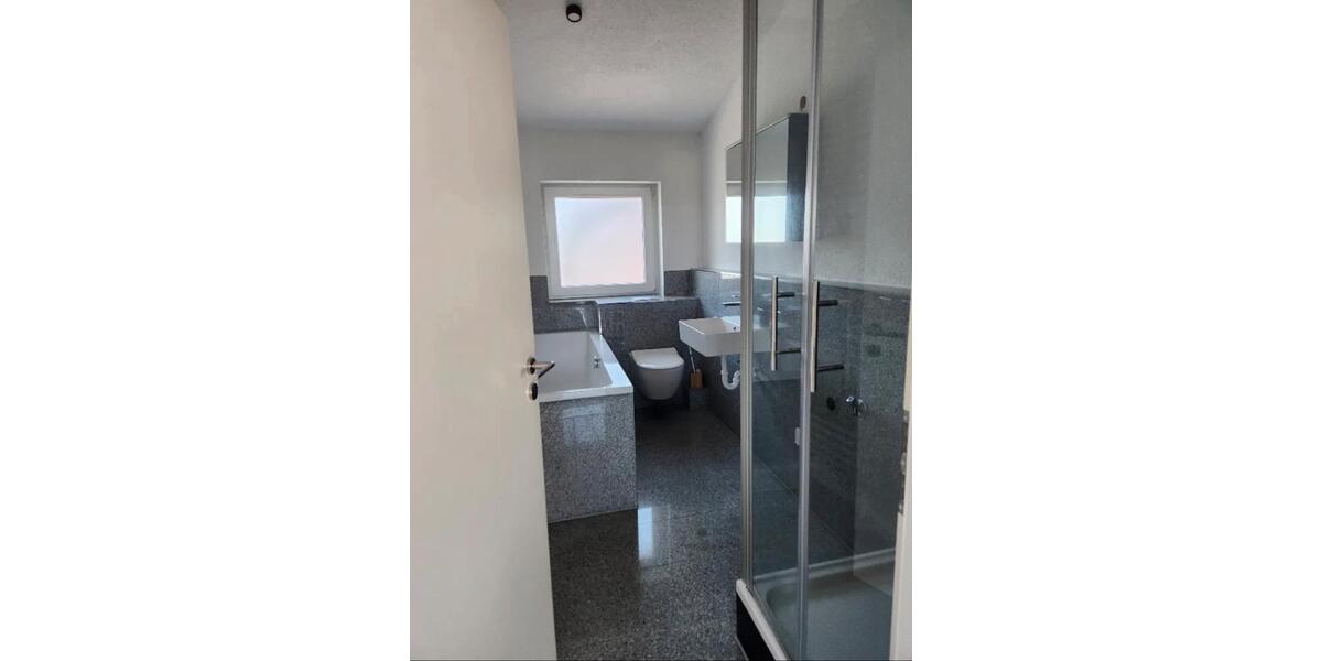 Dachgeschoßwohnung Frankfurt am Main Innenstadt 1 - 3 Zimmer, 65 m&sup2;, 1.390&euro; | Angebot:25364384