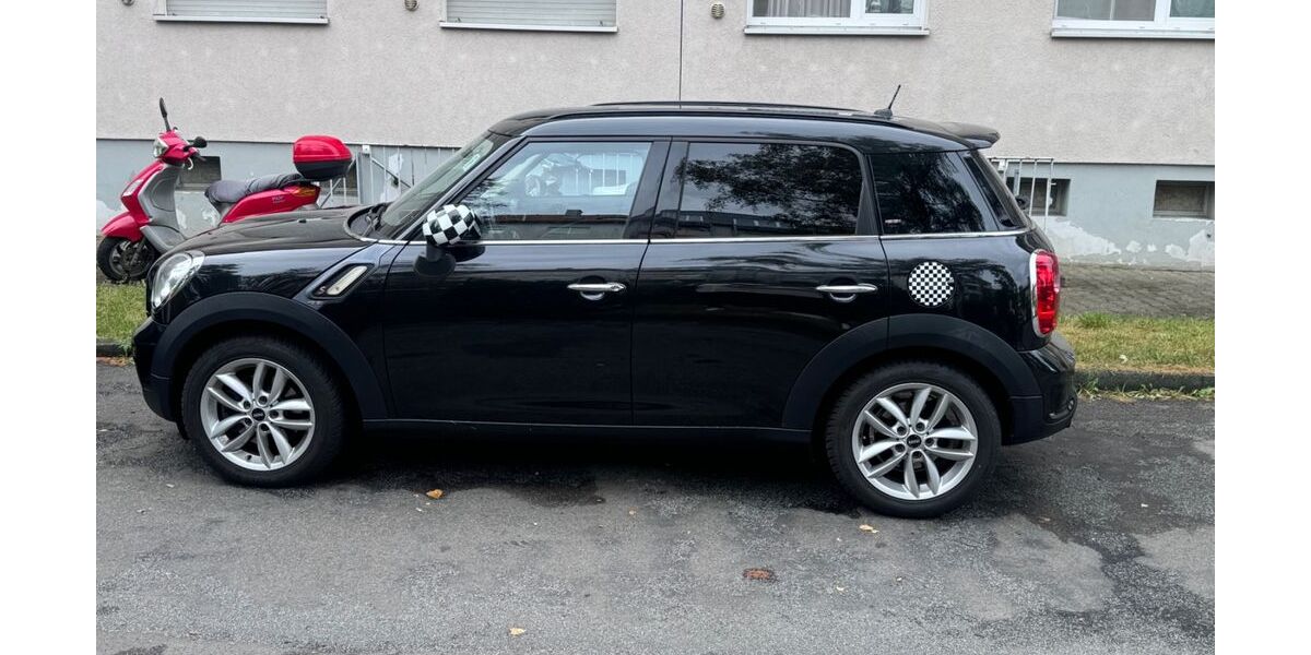 Mini Countryman S (Cooper) 205.000 km 4.200 &euro; Rüsselsehim 65428