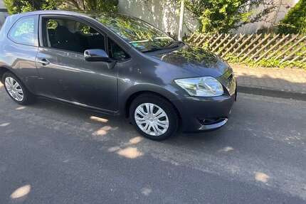 Toyota Auris 39.355 km 5.900 &euro; Schwalbach am Taunus, Stadt 65824