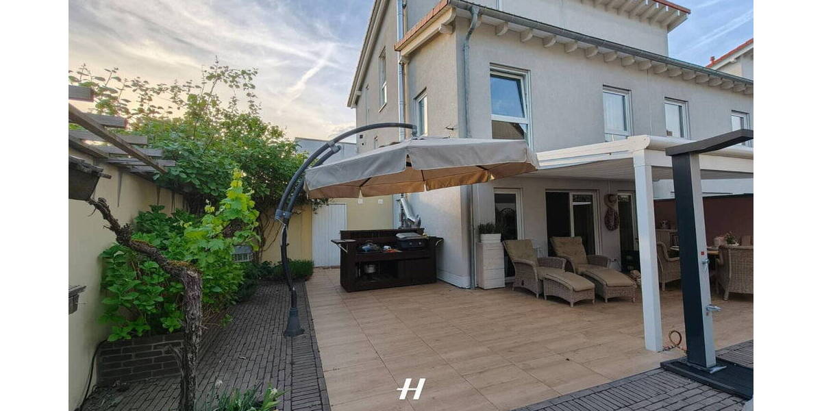 Doppelhaushälfte Hofheim - 5 Zimmer, 153 m&sup2;, 975.000&euro; | Angebot:26534954