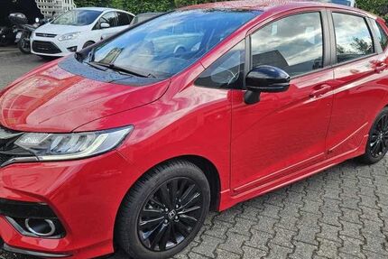 Honda Jazz 17.650 km 16.990 &euro; Hattersheim 65795