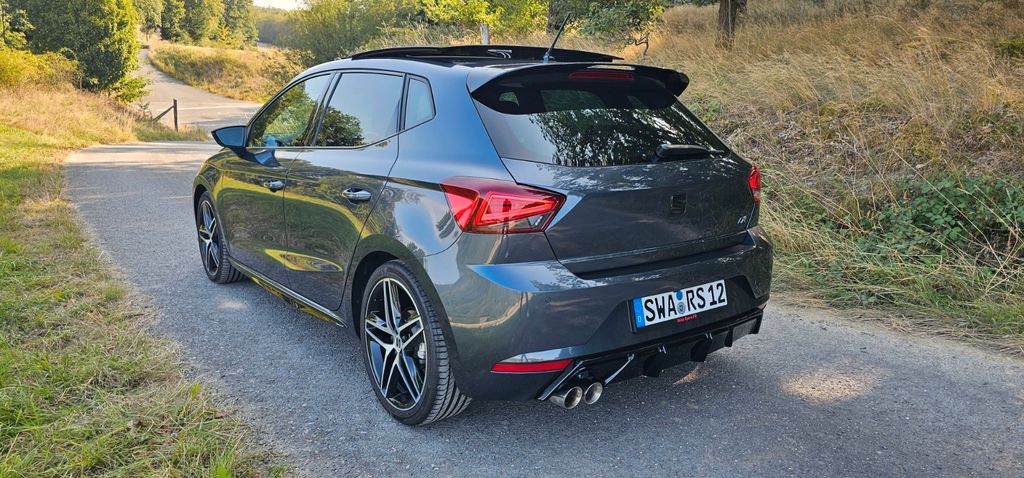 Seat Ibiza 4.300 km 22.000 € Taunusstein 65232