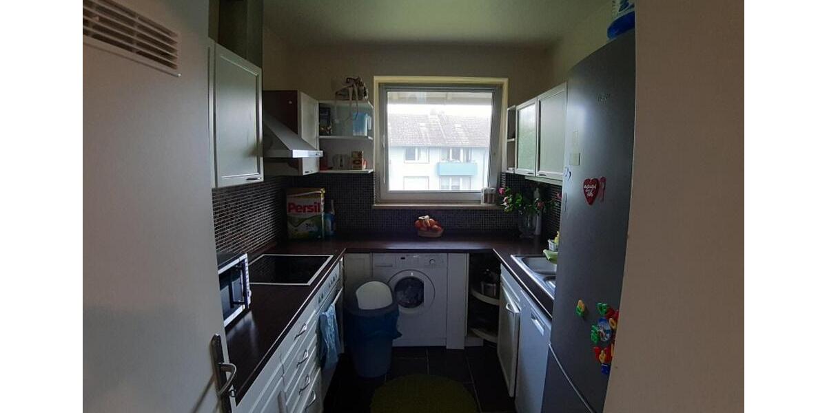 Etagenwohnung Wiesbaden Biebrich - 3 Zimmer, 60 m&sup2;, 1.500&euro; | Angebot:25173745