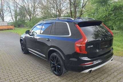 Volvo XC90 135.000 km 20.990 € Frankfurt am Main 60320