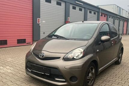Toyota Aygo (X) 157.000 km 3.699 &euro; Groß Gerau 64521