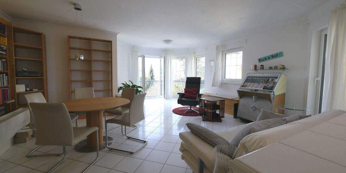 Etagenwohnung Taunusstein Hambach - 3 Zimmer, 83 m&sup2;, 225.000&euro; | Angebot:25666822