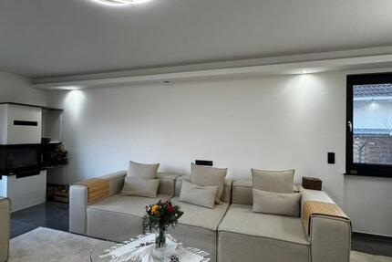 Kernsaniertes Einfamilienhaus in Taunusstein-Neuhof 6 zimmer