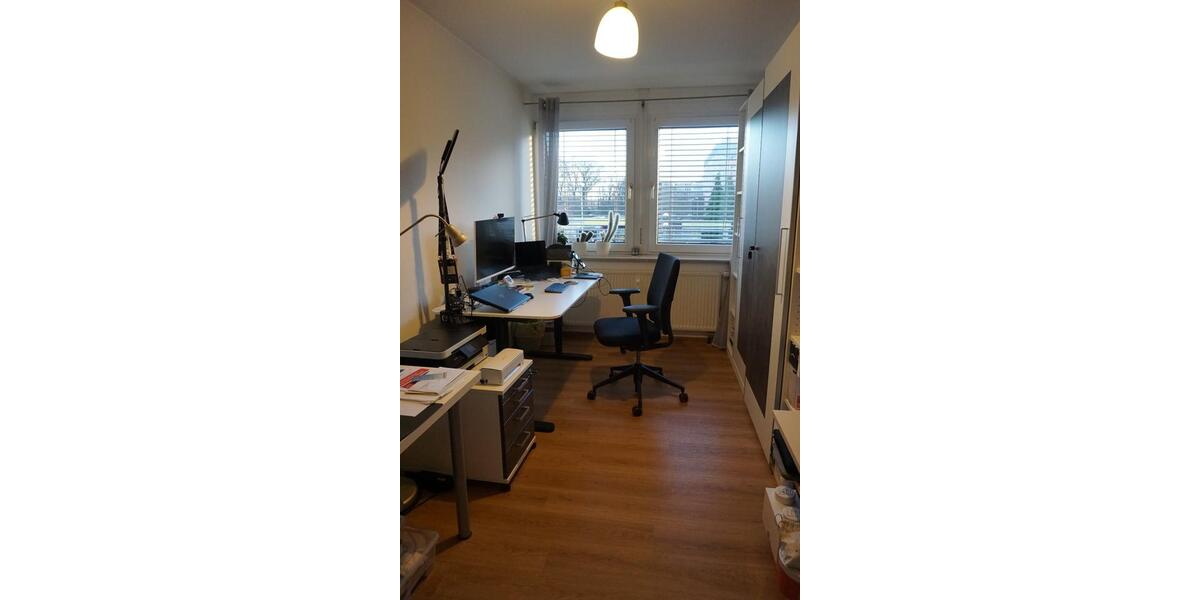 Etagenwohnung Mainz Lerchenberg - 3 Zimmer, 91 m&sup2;, 1.100&euro; | Angebot:24555527
