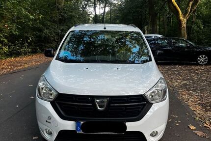 Dacia Lodgy 137.500 km 8.200 &euro; Mainz 55126