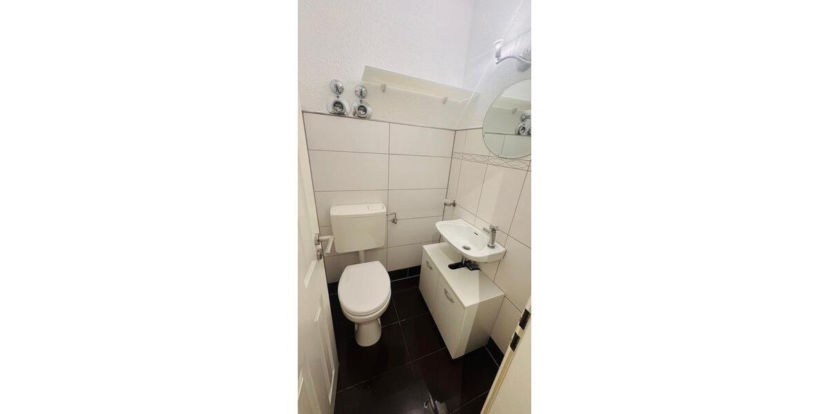 Hochparterre Wiesbaden Dotzheim - 3 Zimmer, 90 m&sup2;, 1.890&euro; | Angebot:26354957