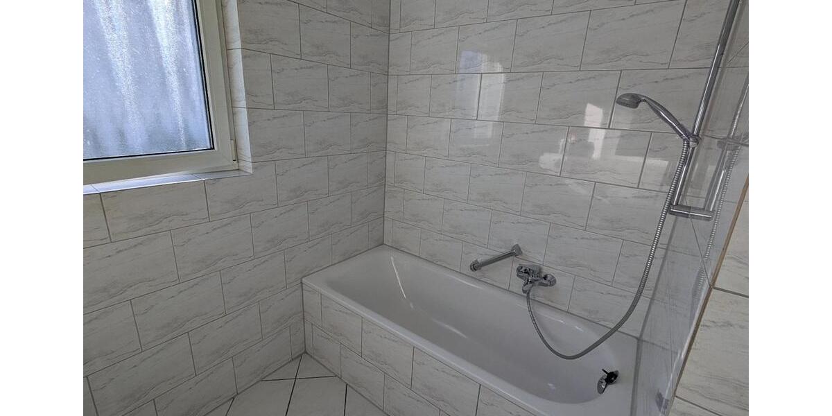 Etagenwohnung Wiesbaden Bierstadt - 2 Zimmer, 60 m&sup2;, 670&euro; | Angebot:26312755