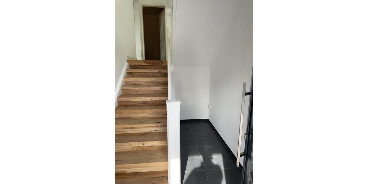 Erdgeschoßwohnung Bad Soden am Taunus - 2 Zimmer, 98 m&sup2;, 1.500&euro; | Angebot:24395405