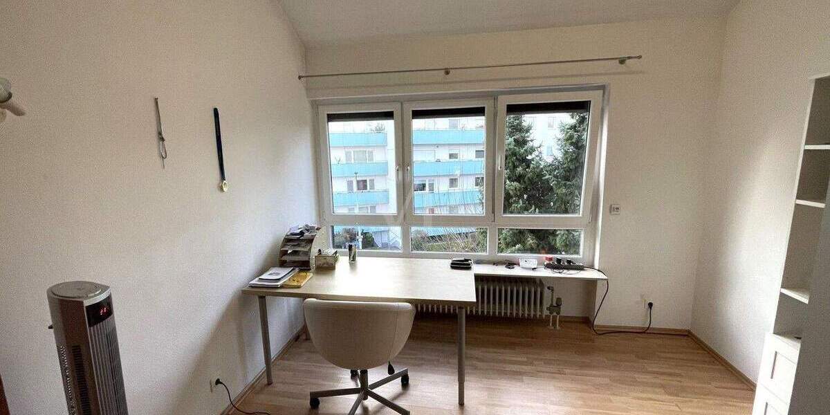 Reihenendhaus Kelkheim (Taunus) Kelkheim - 5 Zimmer, 161 m&sup2;, 2.150&euro; | Angebot:25338175
