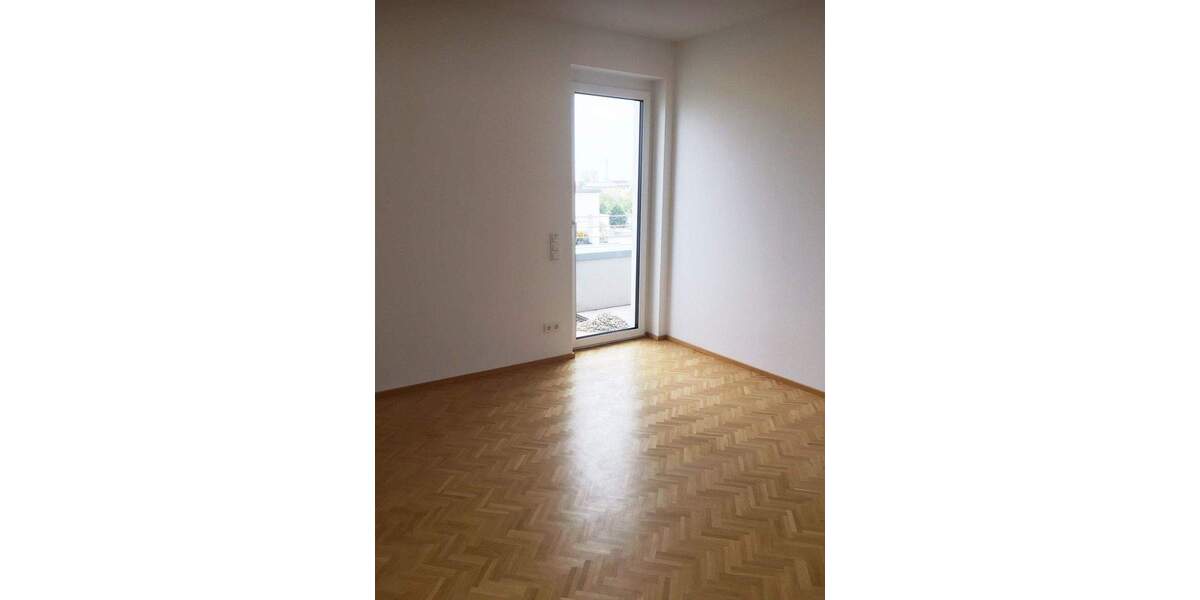 Etagenwohnung Frankfurt am Main Gallus - 2 Zimmer, 90 m&sup2;, 760.000&euro; | Angebot:24807336