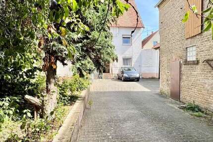 Haus Wiesbaden Mainz-Amöneburg - 7 Zimmer, 158 m&sup2;, 627.000&euro; | Angebot:24733888