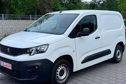 Peugeot Partner 175.322 km 5.500 &euro; Walluf 65396