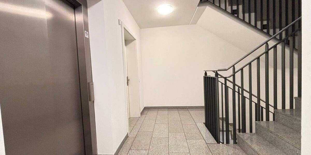 Etagenwohnung Frankfurt am Main Bockenheim - 4 Zimmer, 137 m&sup2;, 850.000&euro; | Angebot:25525017