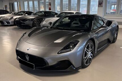 Maserati MC20