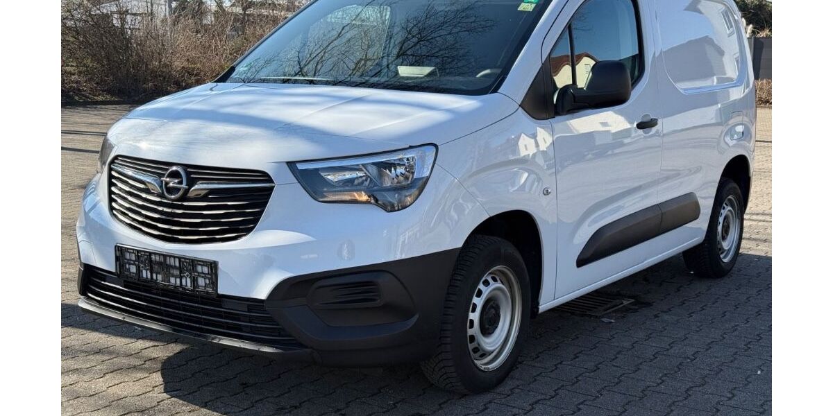 Opel Combo 116.000 km 11.330 &euro; Rüsselsheim 65428