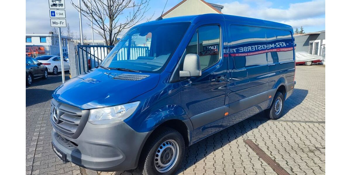 Mercedes-Benz Sprinter 179.900 km 24.900 &euro; Rüsselsheim 65428