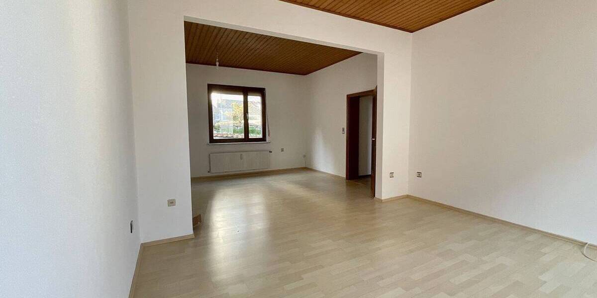Mehrfamilienhaus, Wohnhaus Wiesbaden Dotzheim - 5 Zimmer, 144 m&sup2;, 499.000&euro; | Angebot:25940224