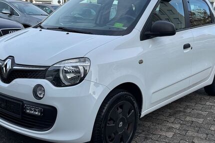 Renault Twingo 64.000 km 5.990 &euro; Wiesbaden 65187