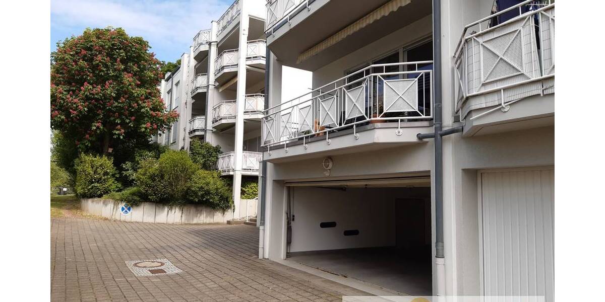 Etagenwohnung Wiesbaden Südost - 4 Zimmer, 152 m&sup2;, 1.900&euro; | Angebot:26170806