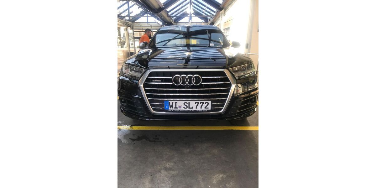 Audi Q7 149.950 km 32.500 € Wiesbaden 65191