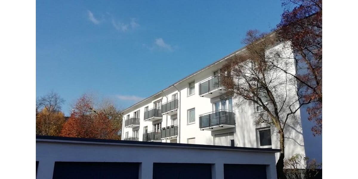 Etagenwohnung Wiesbaden Biebrich - 3 Zimmer, 60 m&sup2;, 1.500&euro; | Angebot:25173745