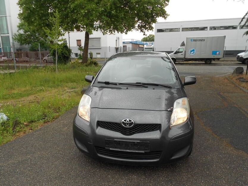 Yaris