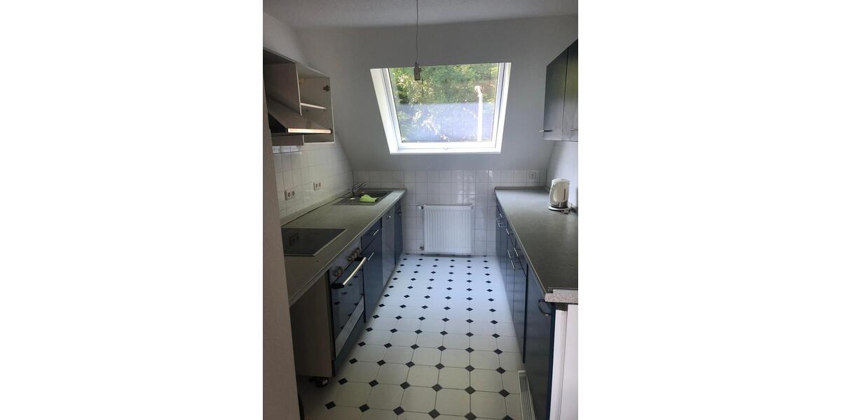 Dachgeschoßwohnung Königstein im Taunus - 3.5 Zimmer, 98 m&sup2;, 1.520&euro; | Angebot:26412943