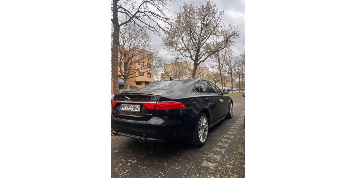Jaguar XF 154.000 km 12.800 &euro; Mainz 55129