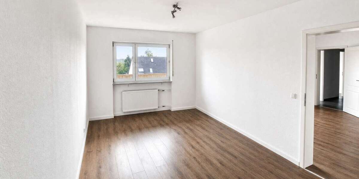 Etagenwohnung Groß-Gerau Gerau - 3 Zimmer, 83 m&sup2;, 249.000&euro; | Angebot:27268381